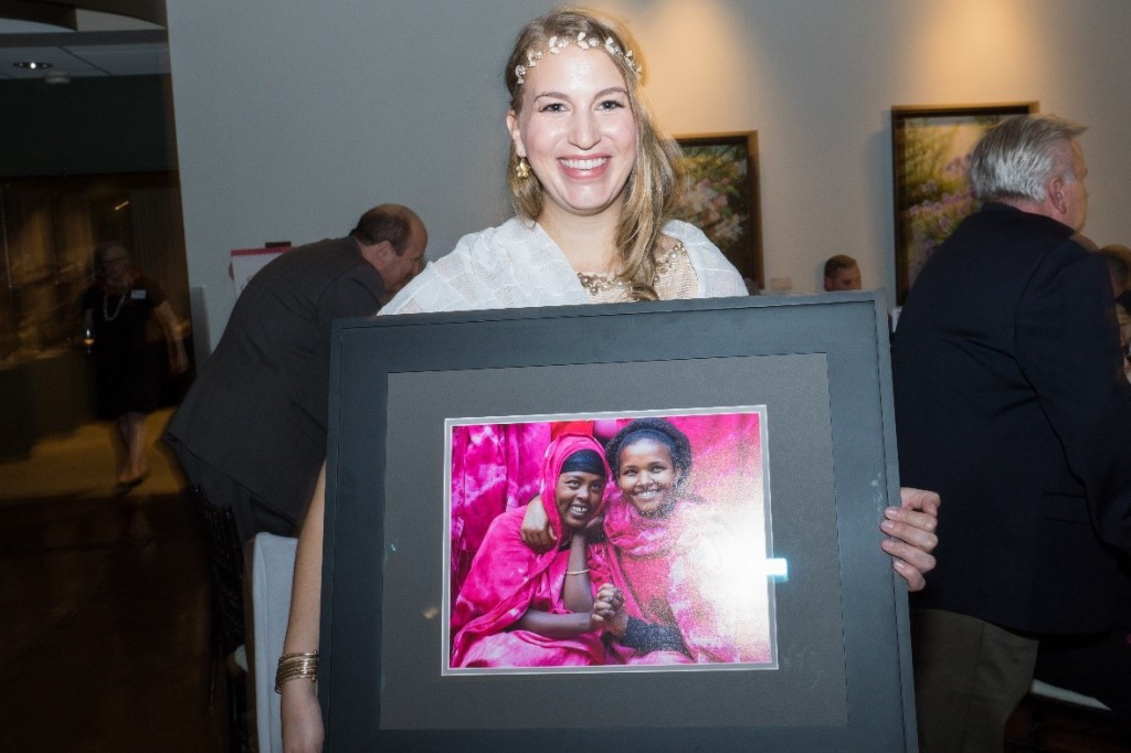 Joni Kabana generously donated images for the silent auction.